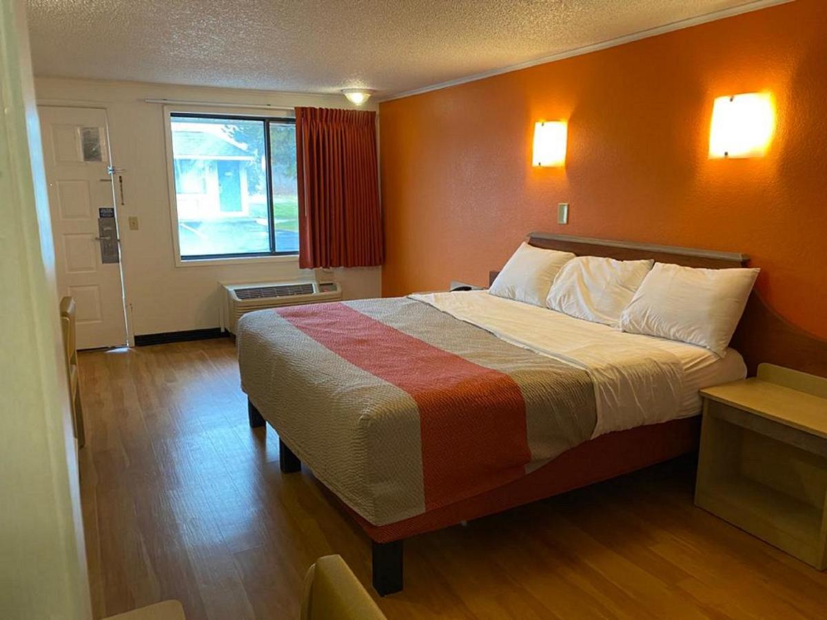 Fairbridge Inn Express London Zewnętrze zdjęcie