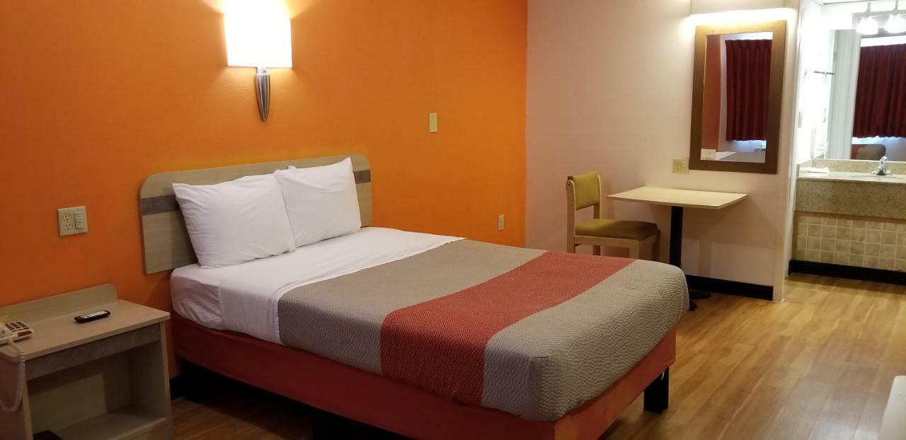 Fairbridge Inn Express London Zewnętrze zdjęcie